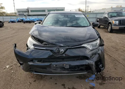 2018 Toyota Rav4 Adventure из США, поврежденный, VIN 2T3RFREV3JW774612